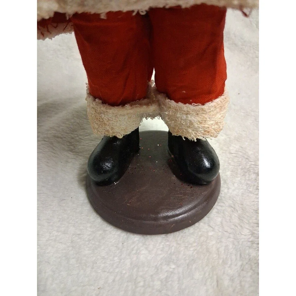 Vintage Santa Claus Figurine Holiday / Christmas Decor